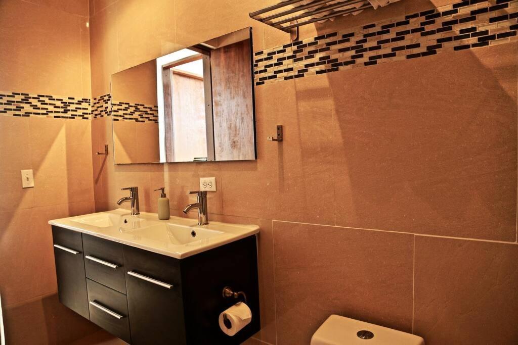 Casa Carmen Culebra- Atenas Isla Culebra エクステリア 写真